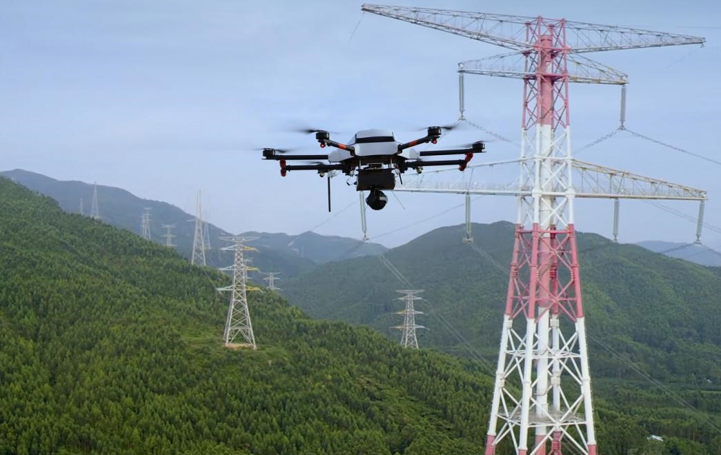 無人機巡檢保障山西今冬電力安全(圖1)