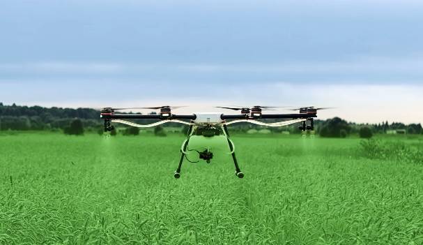 無人機可以應用在哪些行業?(圖3) 植保無人機