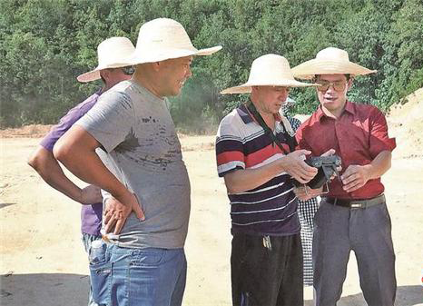 無人機培訓到田頭，農民“飛手”上線(圖1)